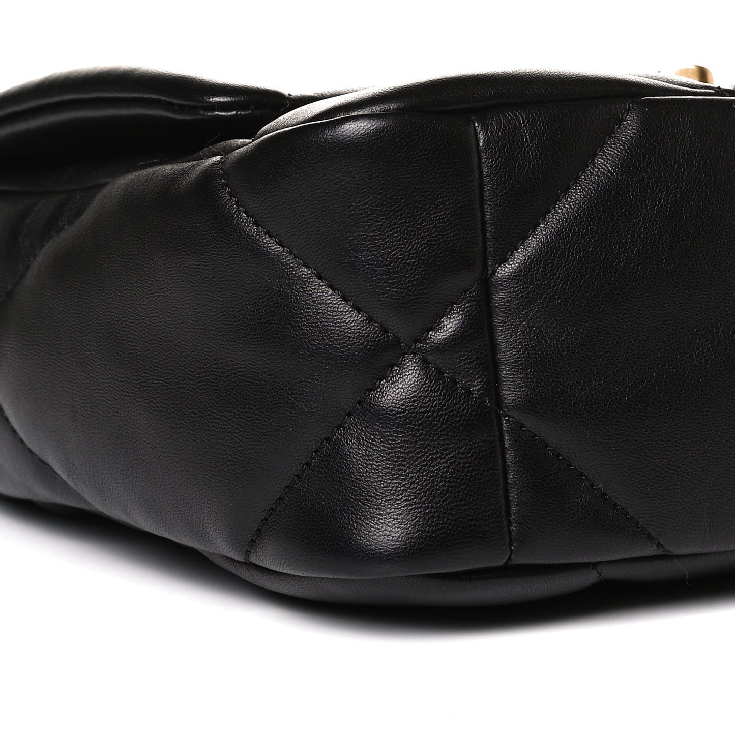 Lambskin Quilted Medium Chanel 19 Flap Black