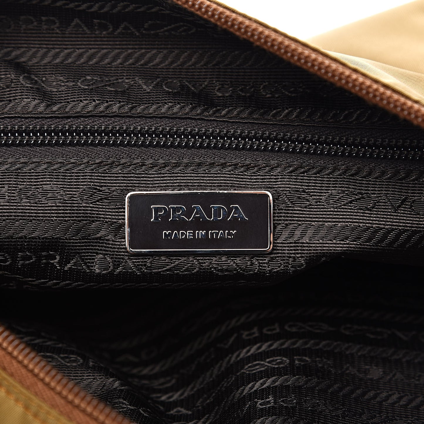 Nylon Vela Sport Flat Messenger Bag Tabacco