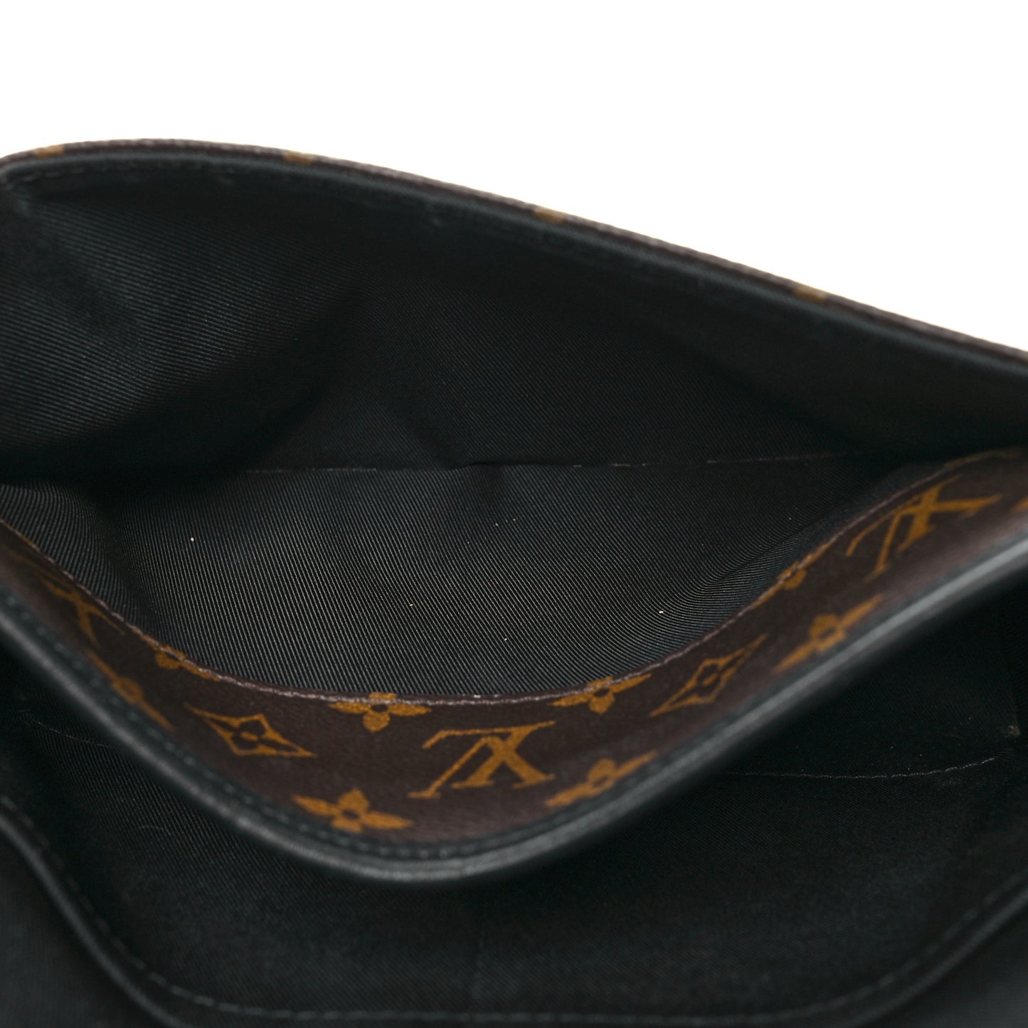 Monogram Macassar Magnetic Messenger