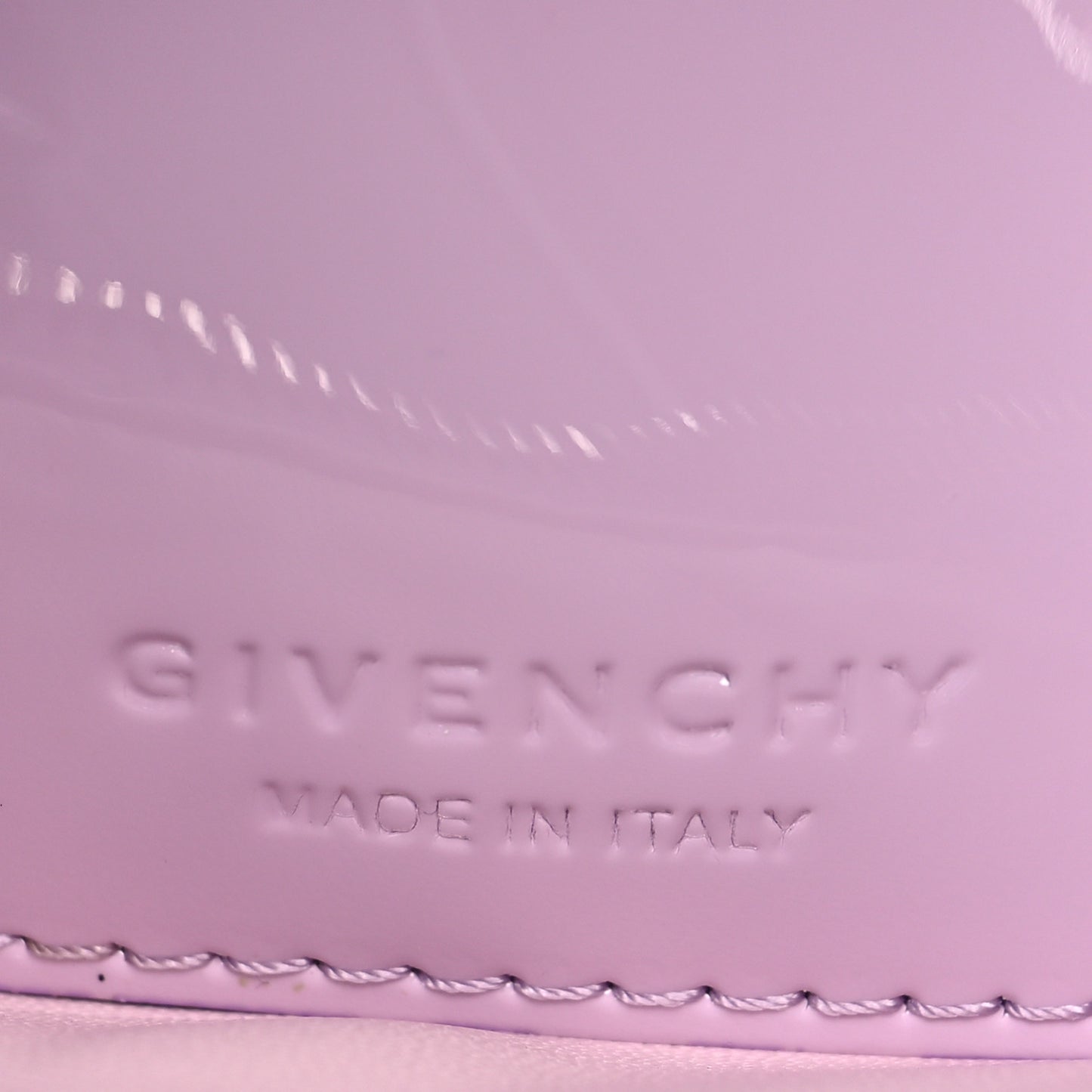 Patent XS Lock Antigona Shoulder Bag Lilac