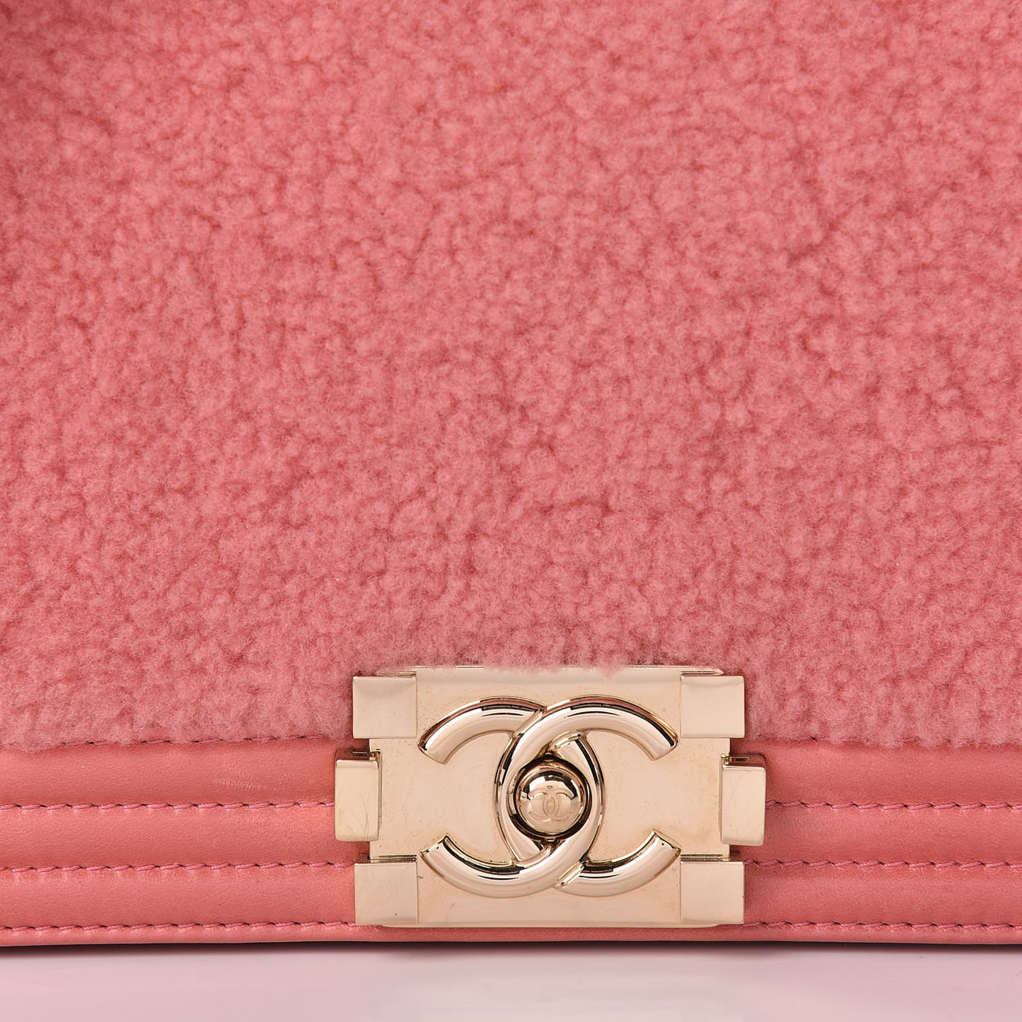 Shearling Sheepskin Medium Boy Flap Pink