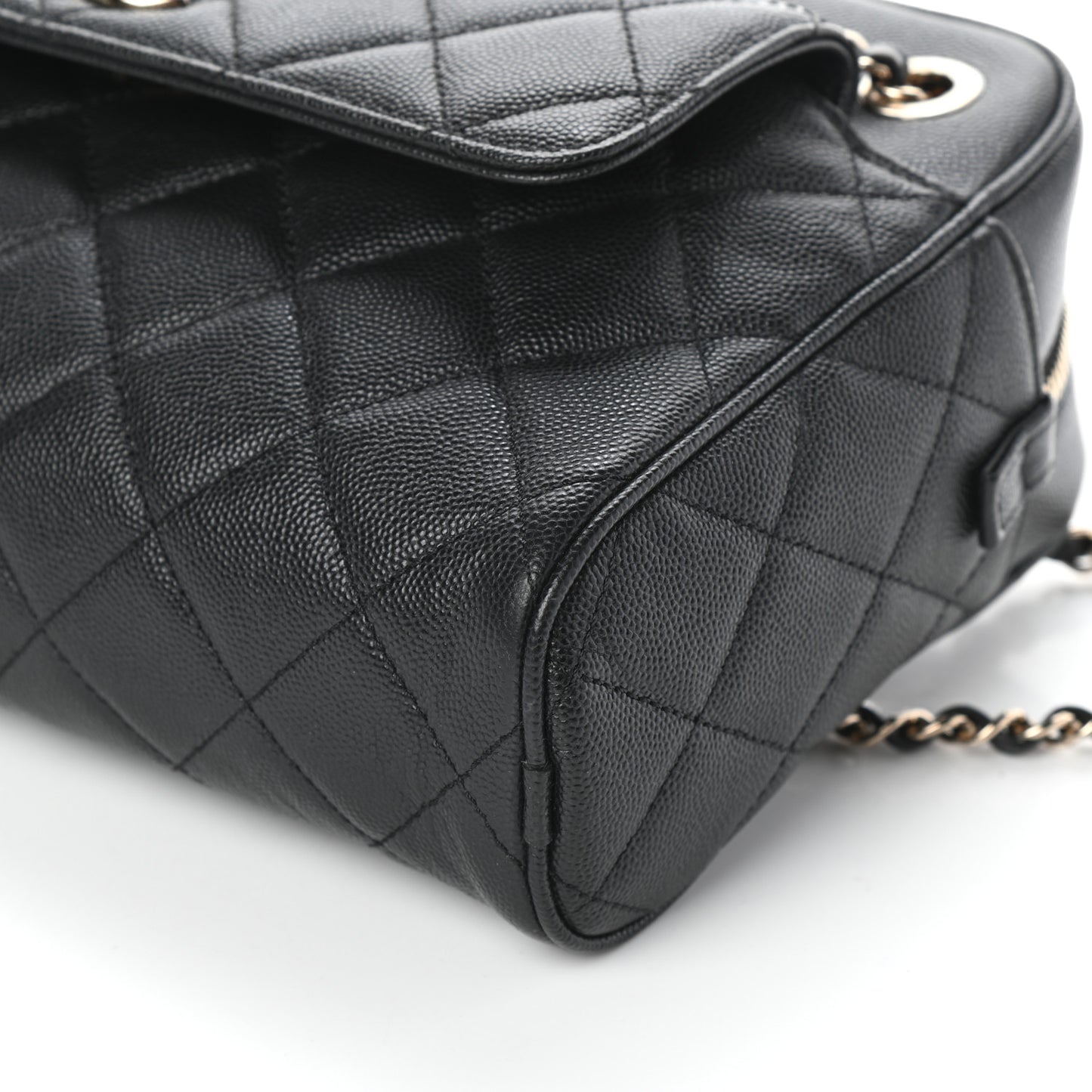Caviar Quilted Medium In & Out Camera Case Black
