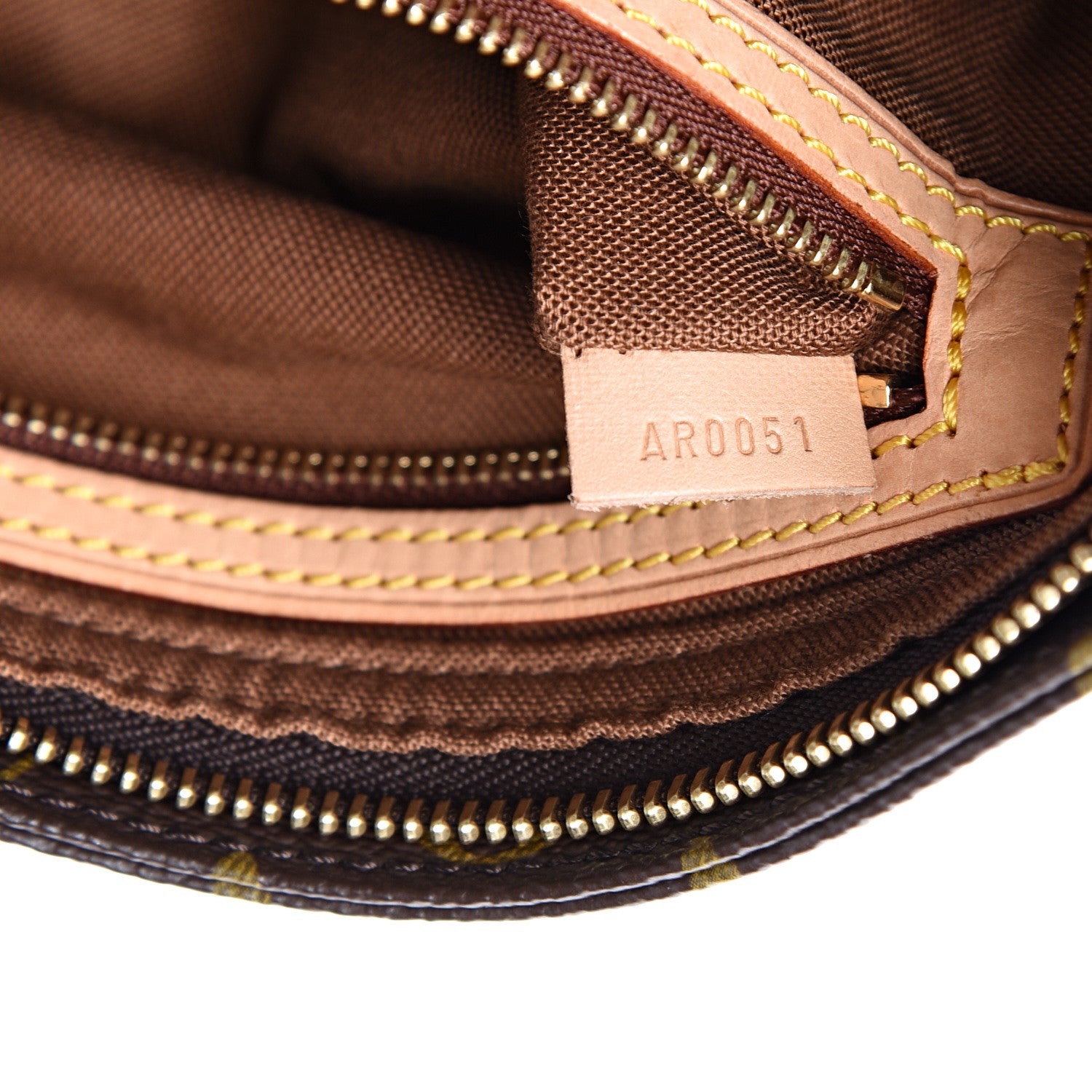 Louis Vuitton Monogram Trotteur 8 of 9