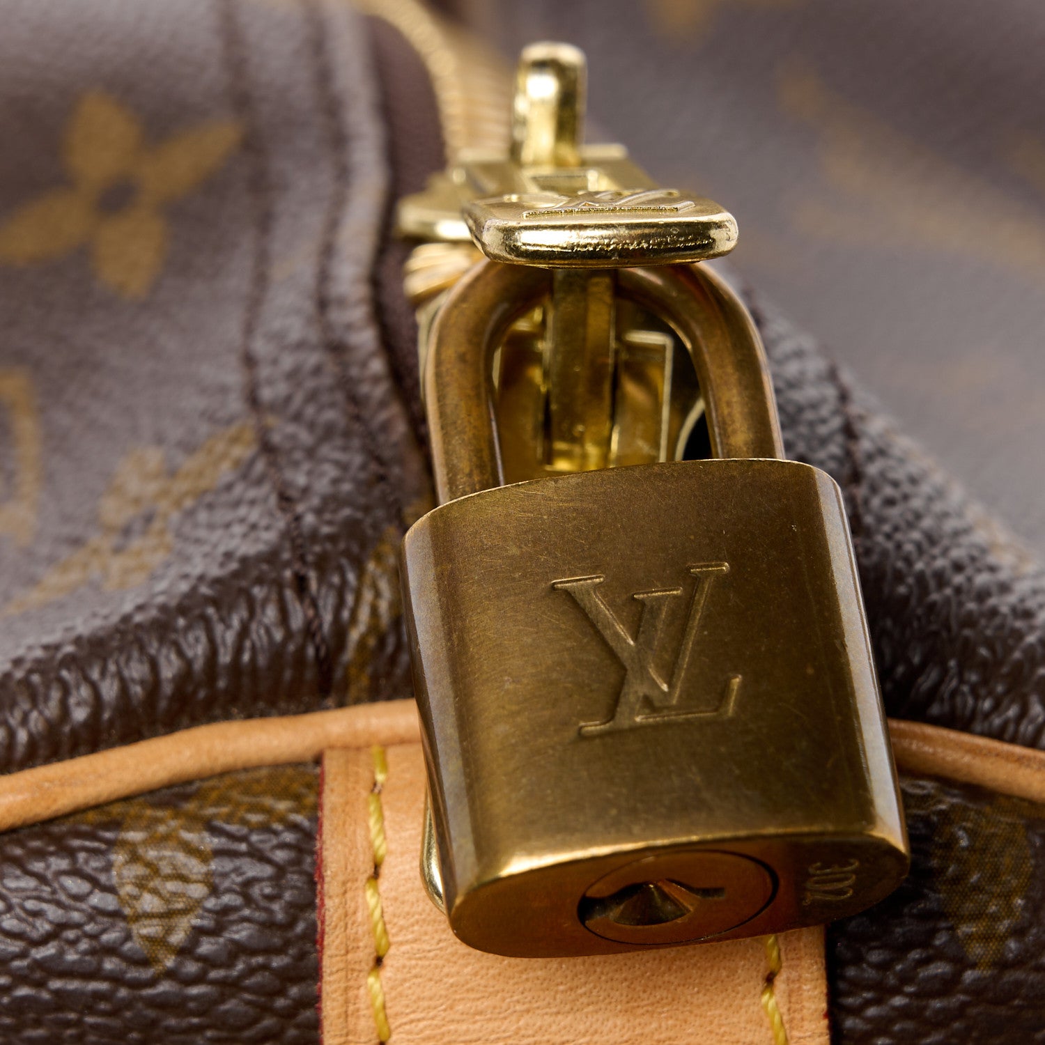 Louis Vuitton Monogram Keepall Bandouliere 55 7 of 16