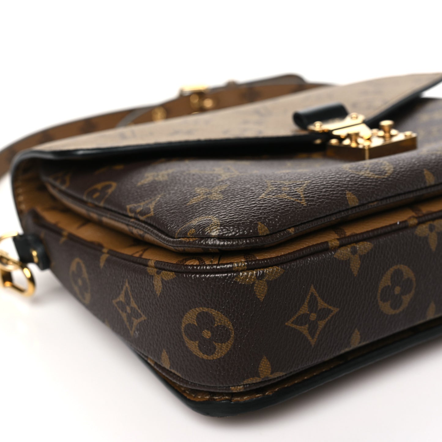 Reverse Monogram Pochette Metis