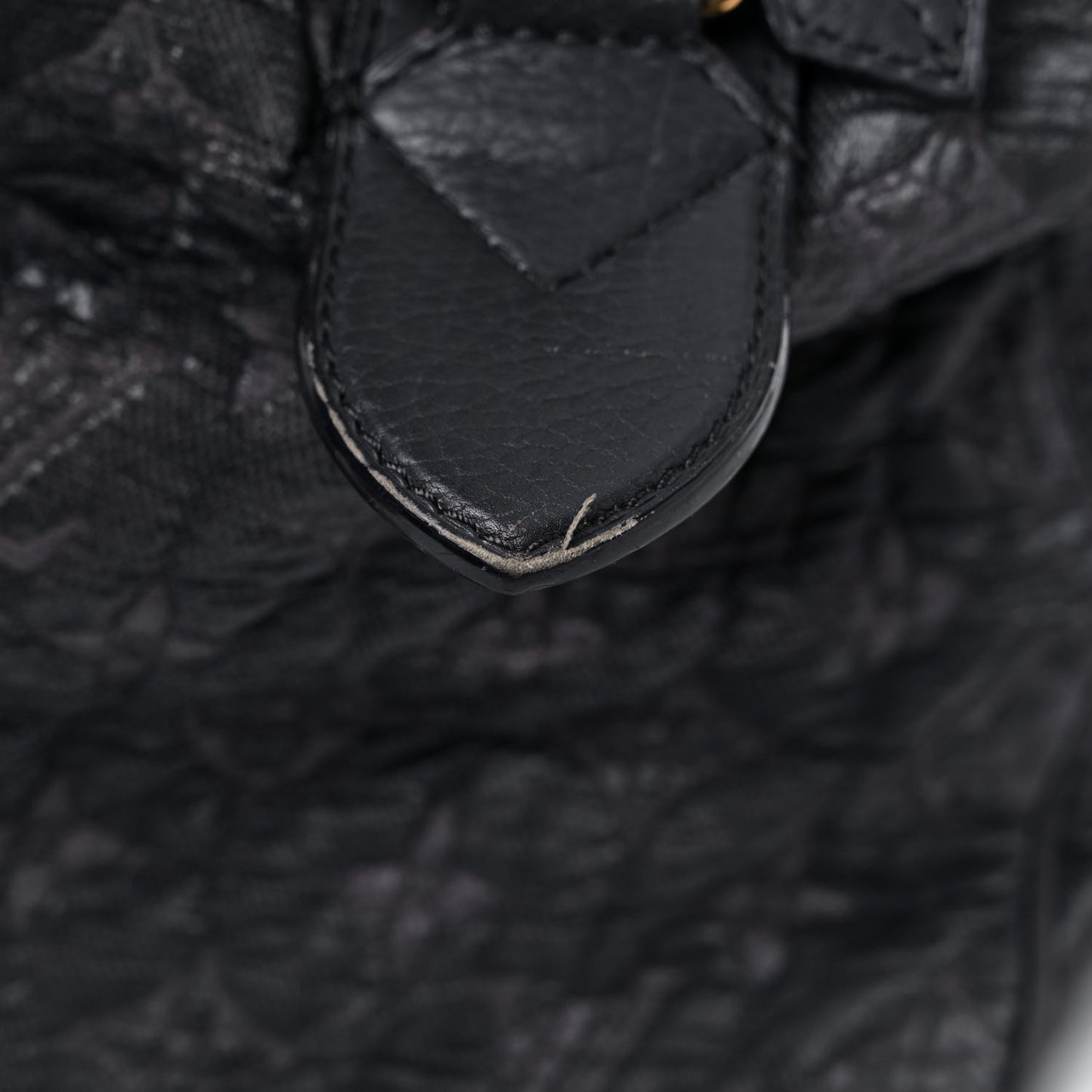 Monogram Volupte Psyche Gris