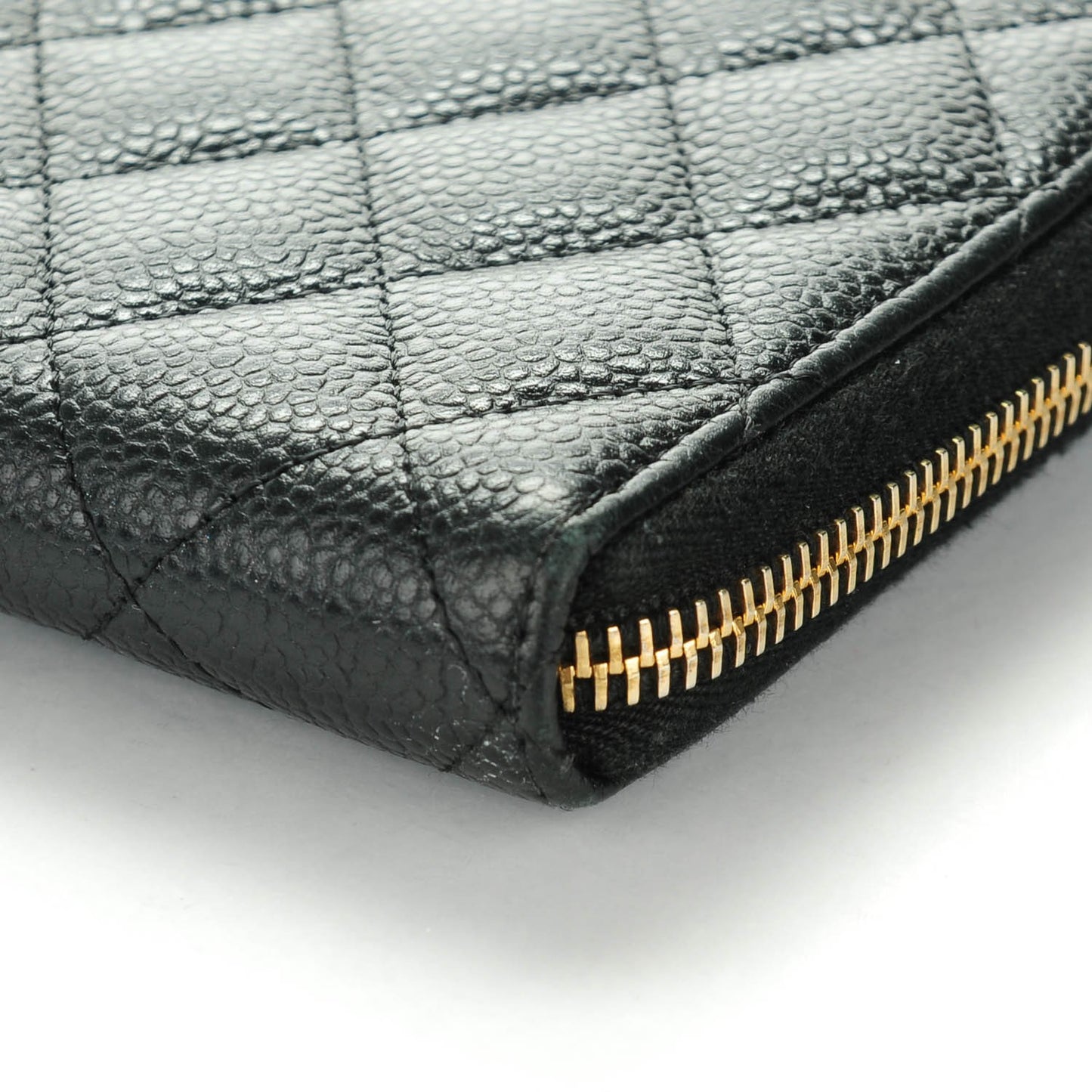 Caviar Quilted Large Gusset Zip Around Wallet Black