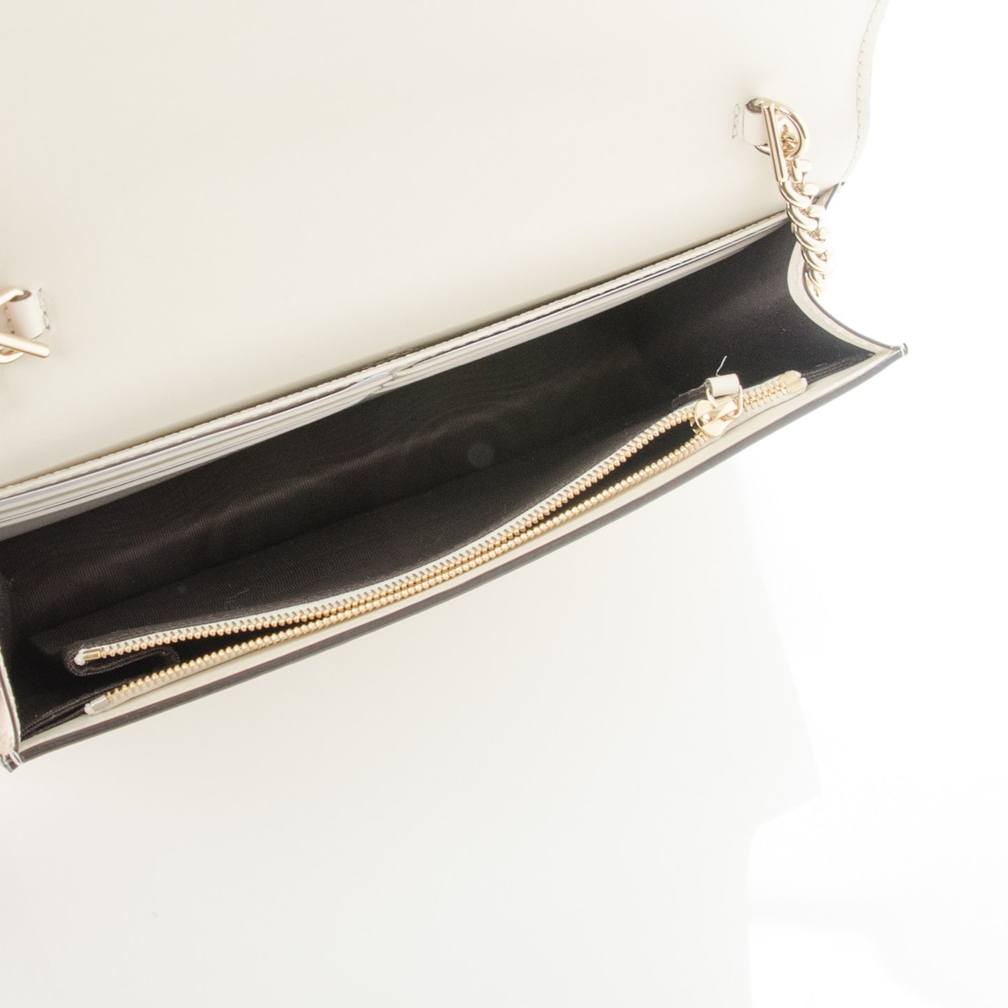 Guccissima Signature Bowy Chain Wallet Mystic White