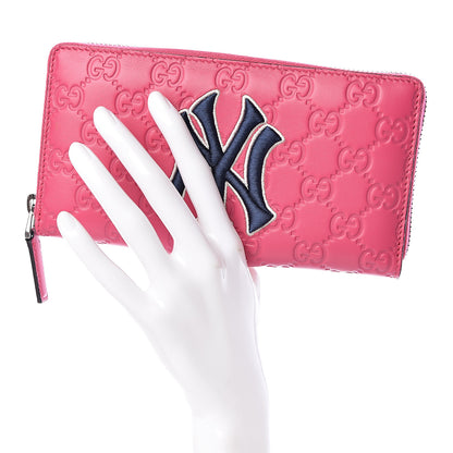Gucci X MLB Guccissima Signature NY Yankees Embroidered Zip Around Wallet Box Pink Blue Ivory 2 of 8