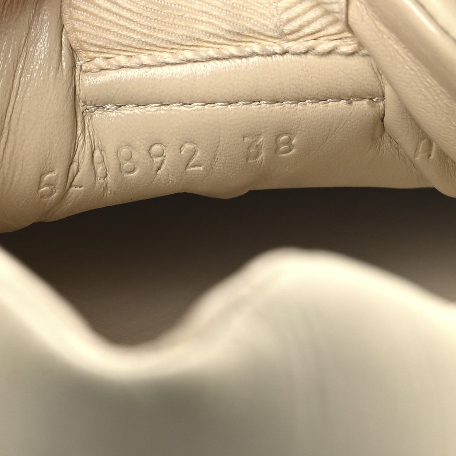 Gucci Calfskin Logo Womens Rhyton Sneakers 38 Ivory 7 of 10