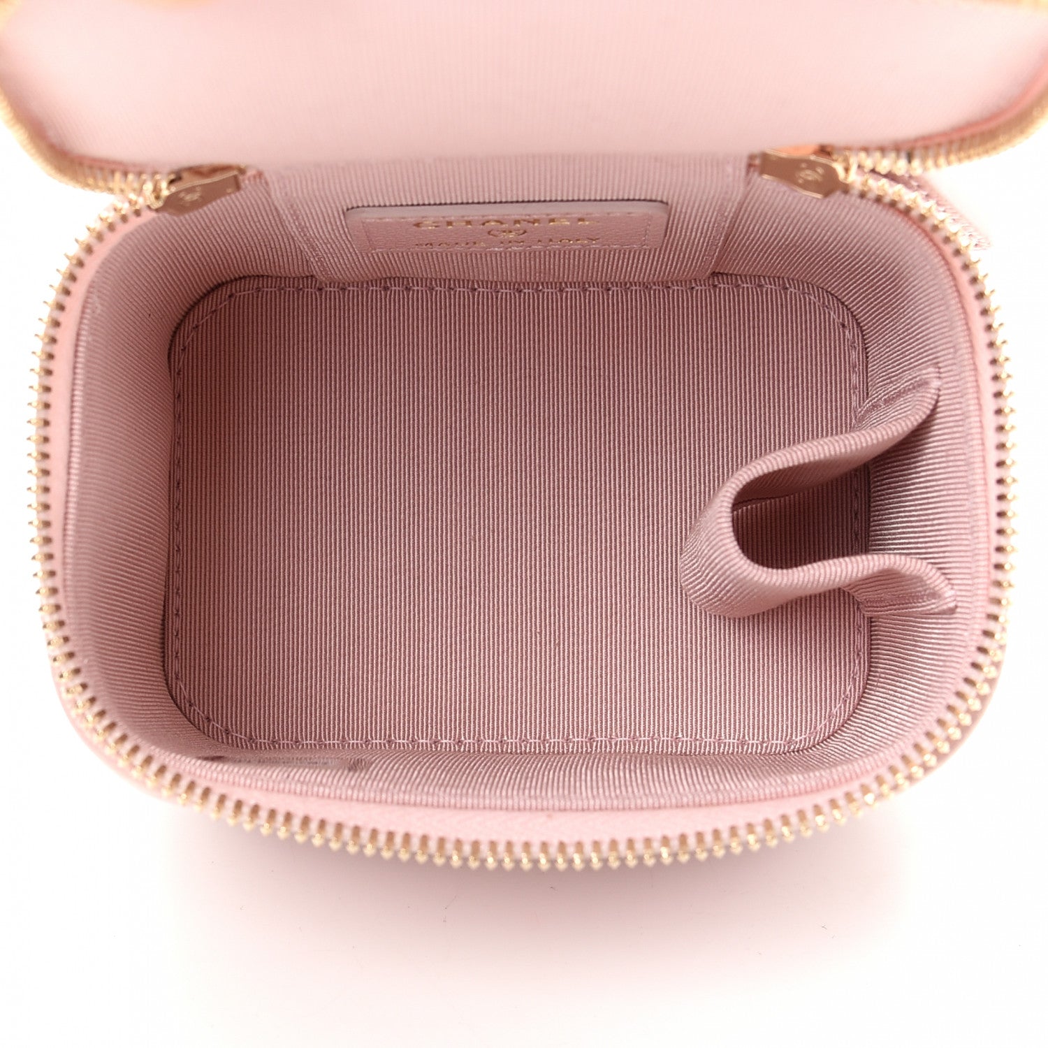 Chanel Iridescent Caviar Quilted Mini Pearl On Top Vanity Case With Chain Light Pink 5 of 10