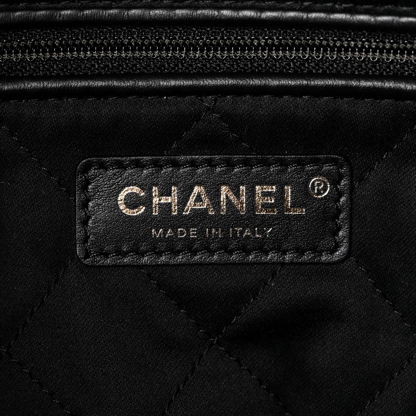 Shiny Calfskin Quilted Small Chanel 22 Black