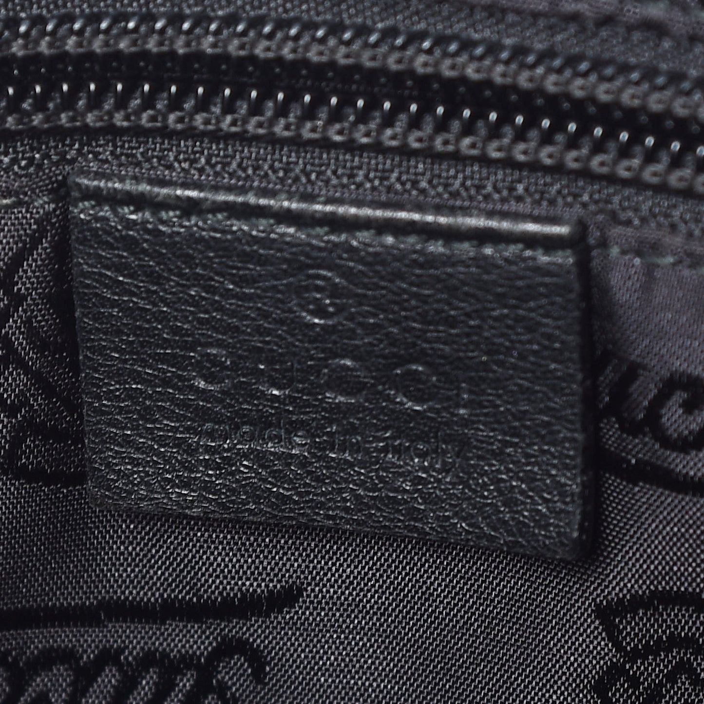 Guccissima Medium Flat Messenger Bag Black