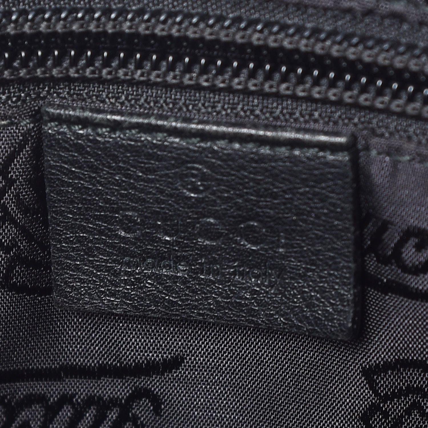 Gucci Guccissima Medium Flat Messenger Bag Black 9 of 10