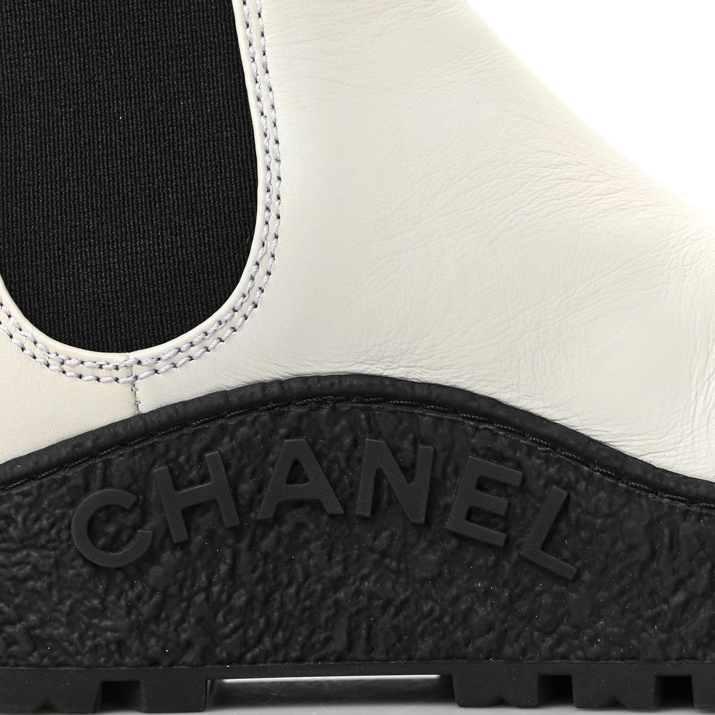 Calfskin Cap Toe CC Ankle Boots 37 White Black