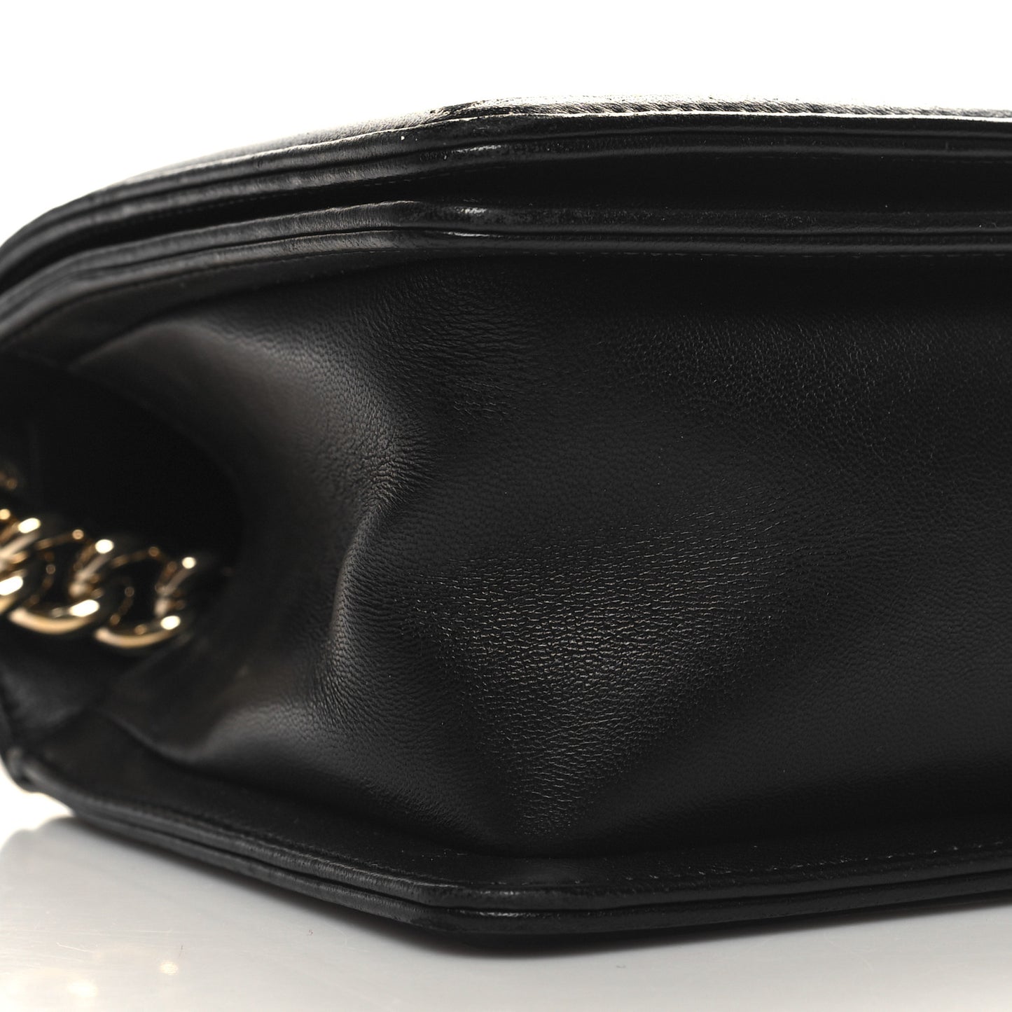 Lambskin Chevron Quilted Medium Boy Flap Black