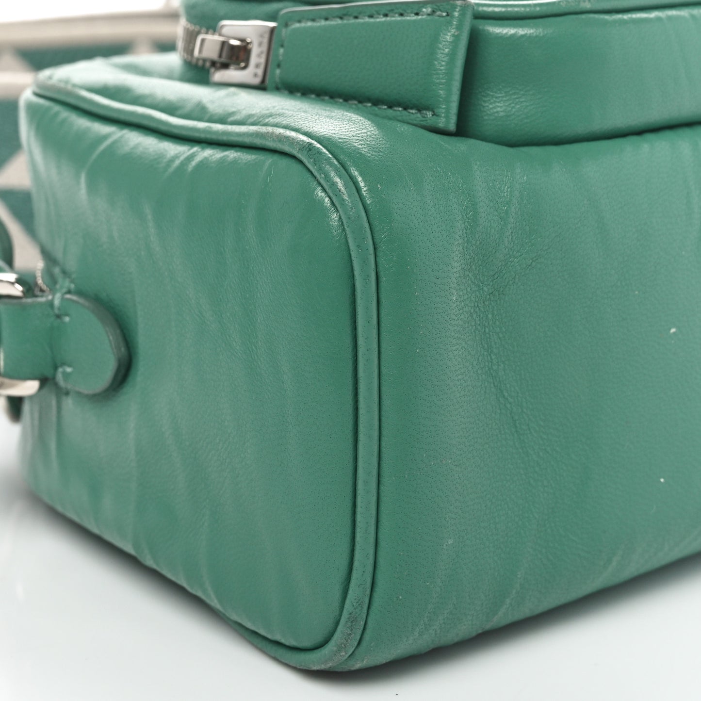 Nappa Antique Multi-Pocket Shoulder Bag Green