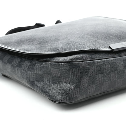 Louis Vuitton Damier Graphite Daniel MM 7 of 8