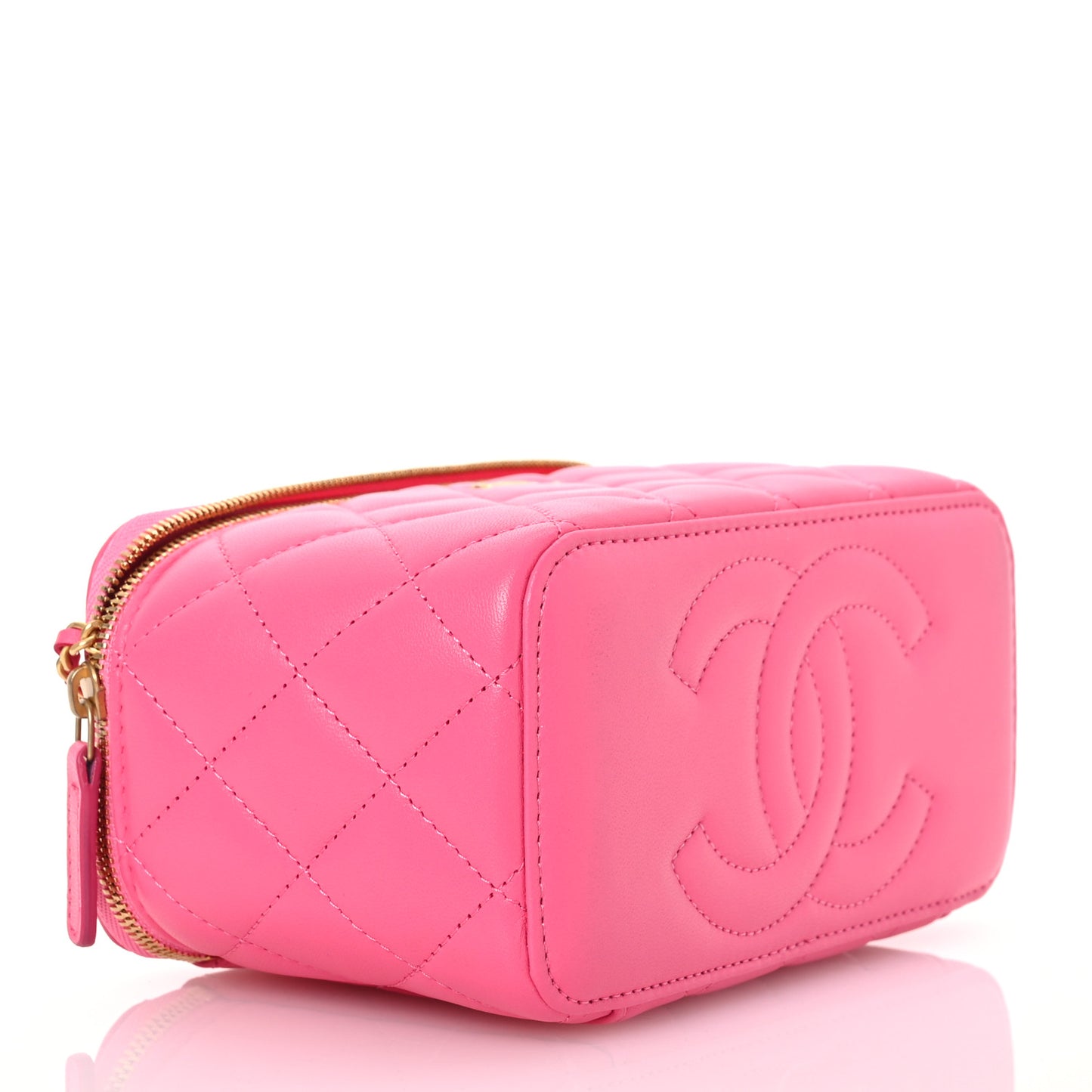 Lambskin Enamel Quilted Small Coco Hearts Vanity Case With Chain Pink