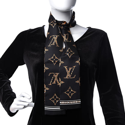 Louis Vuitton Silk Monogram Giant Jungle Bandeau Black 2 of 4