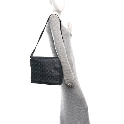 Louis Vuitton Monogram Eclipse District MM 2 of 10