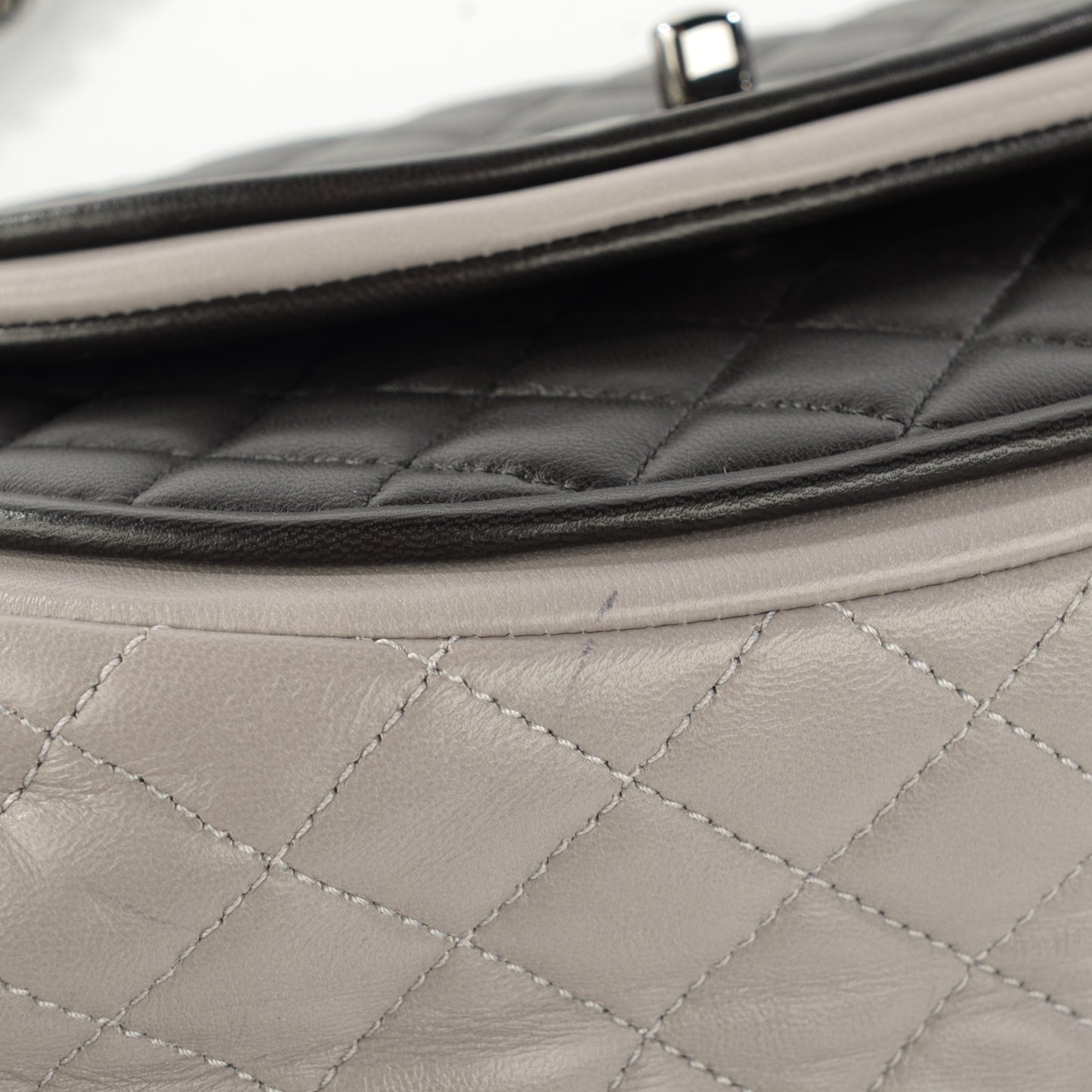 Lambskin Quilted Classic Twist Crescent Flap Black Grey