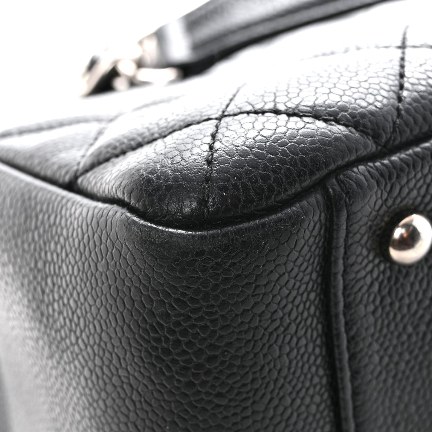 Caviar Quilted XL Grand Shopping Tote GST Black