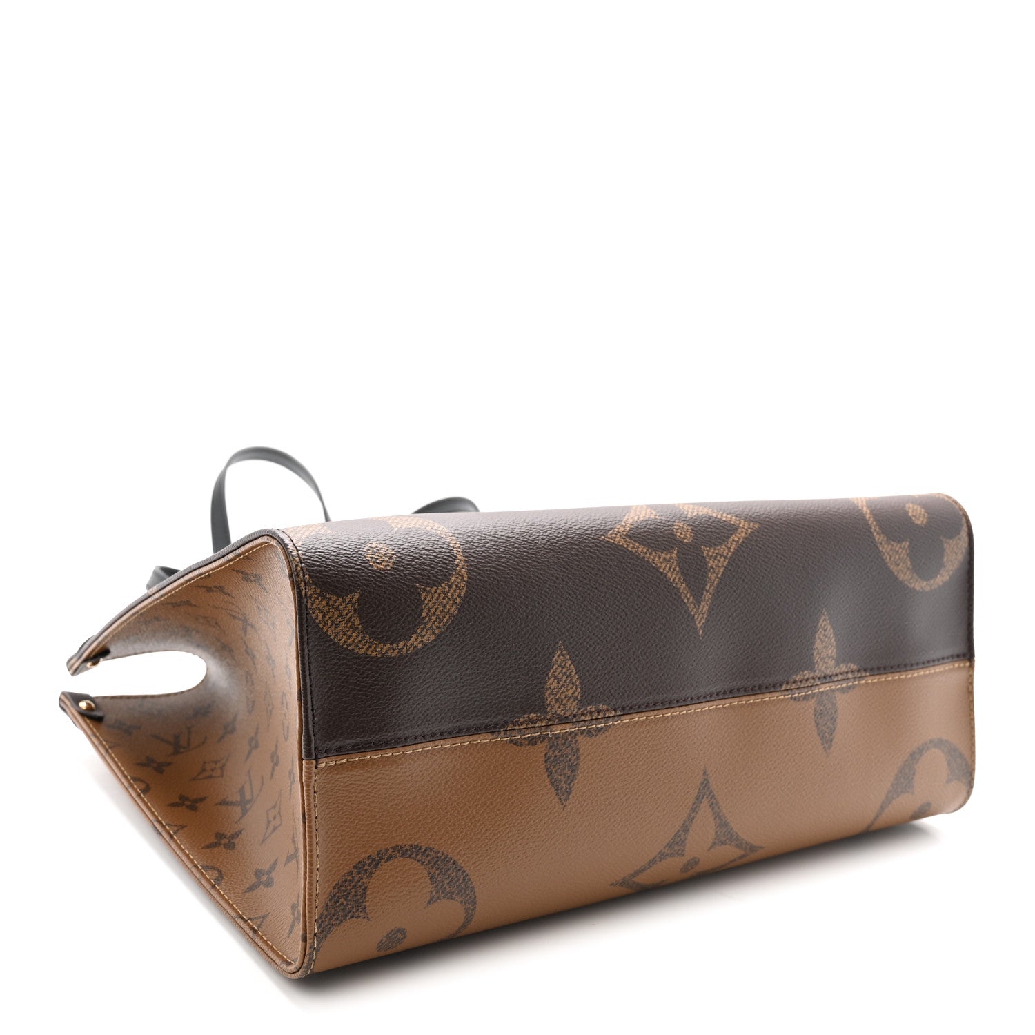 Louis Vuitton Reverse Monogram Giant Onthego MM 4 of 9