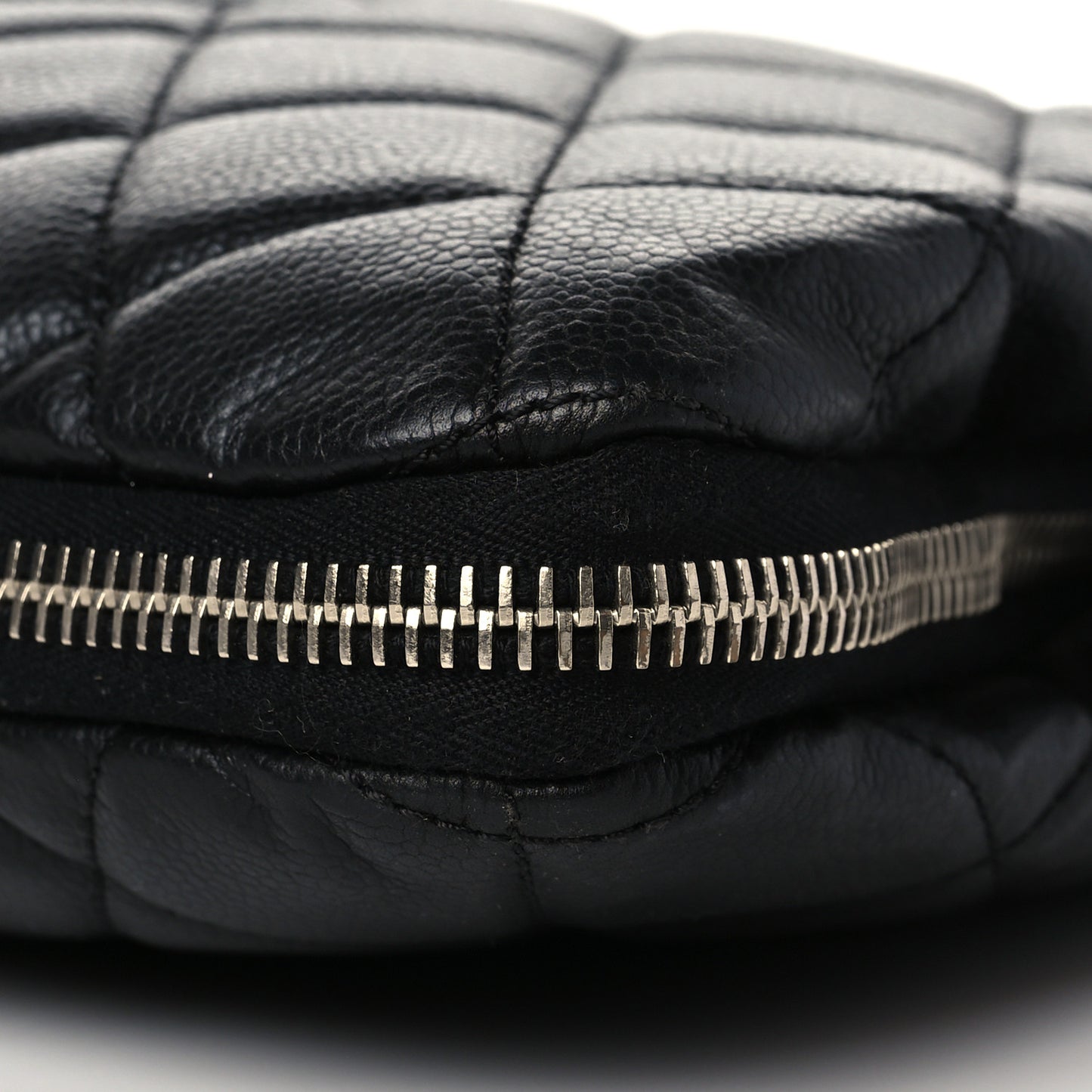 Caviar Quilted Expandable Zip Shoulder Bag Black
