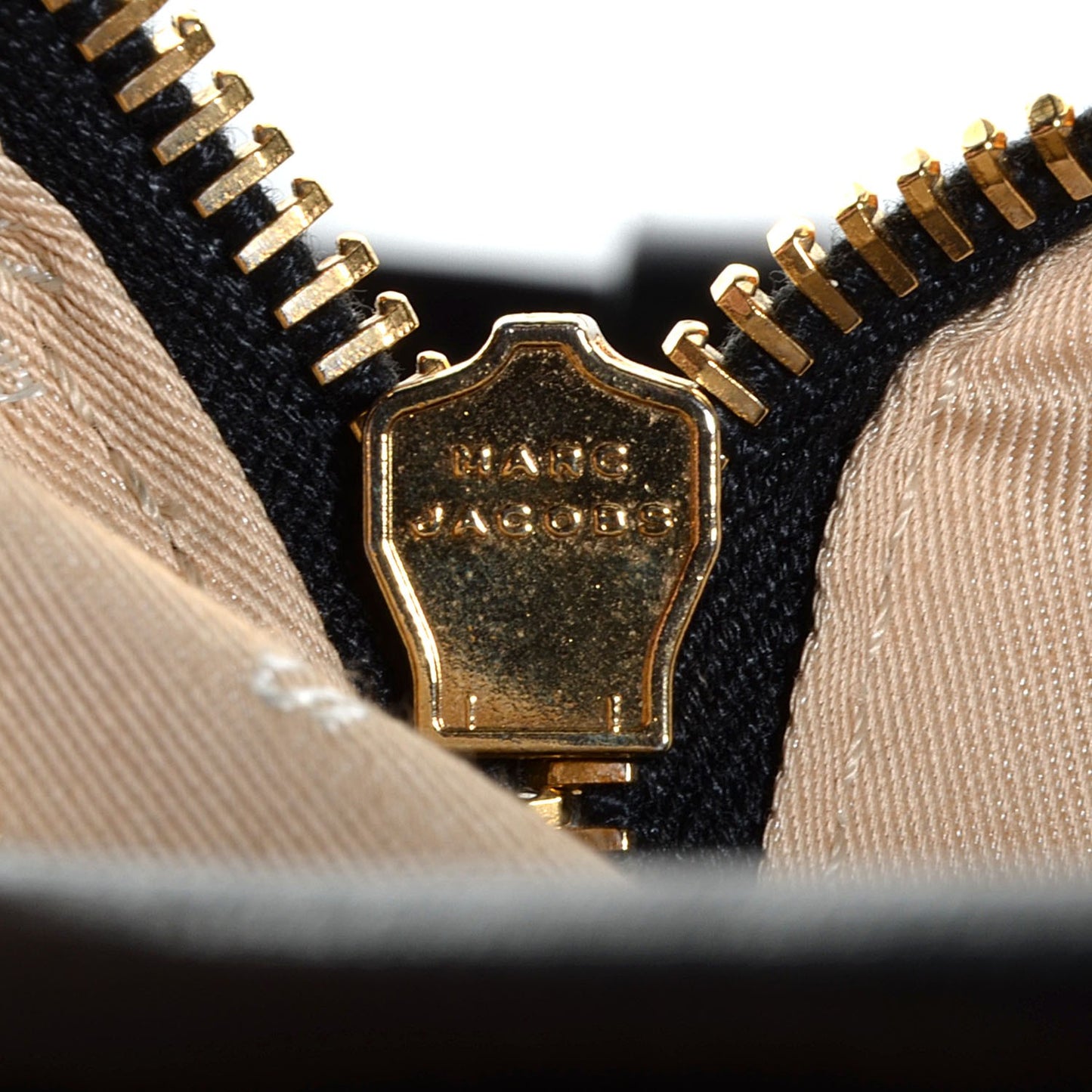 Goatskin Classic Wellington Satchel Black