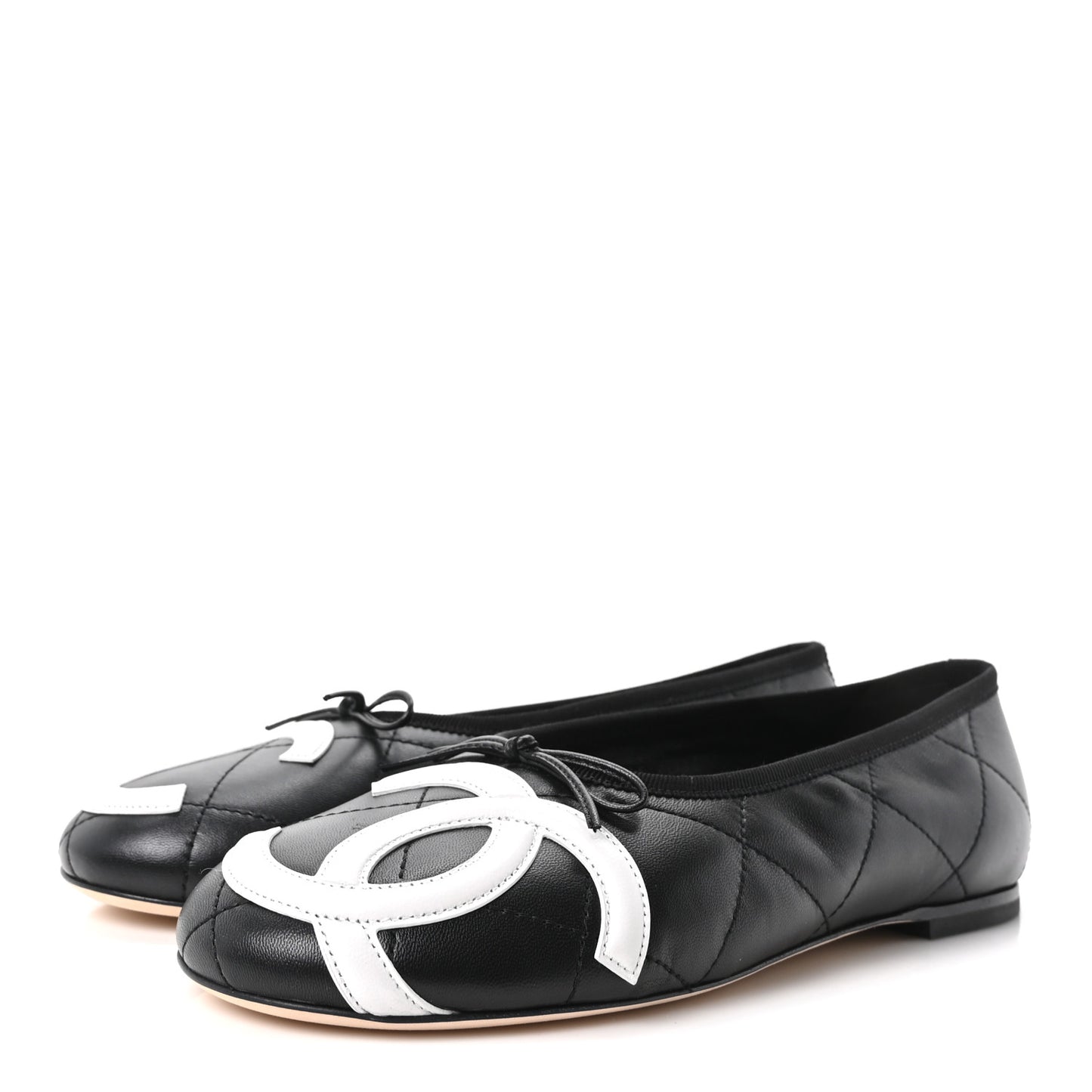 Lambskin Quilted CC Cambon Ballet Flats 39 Black White