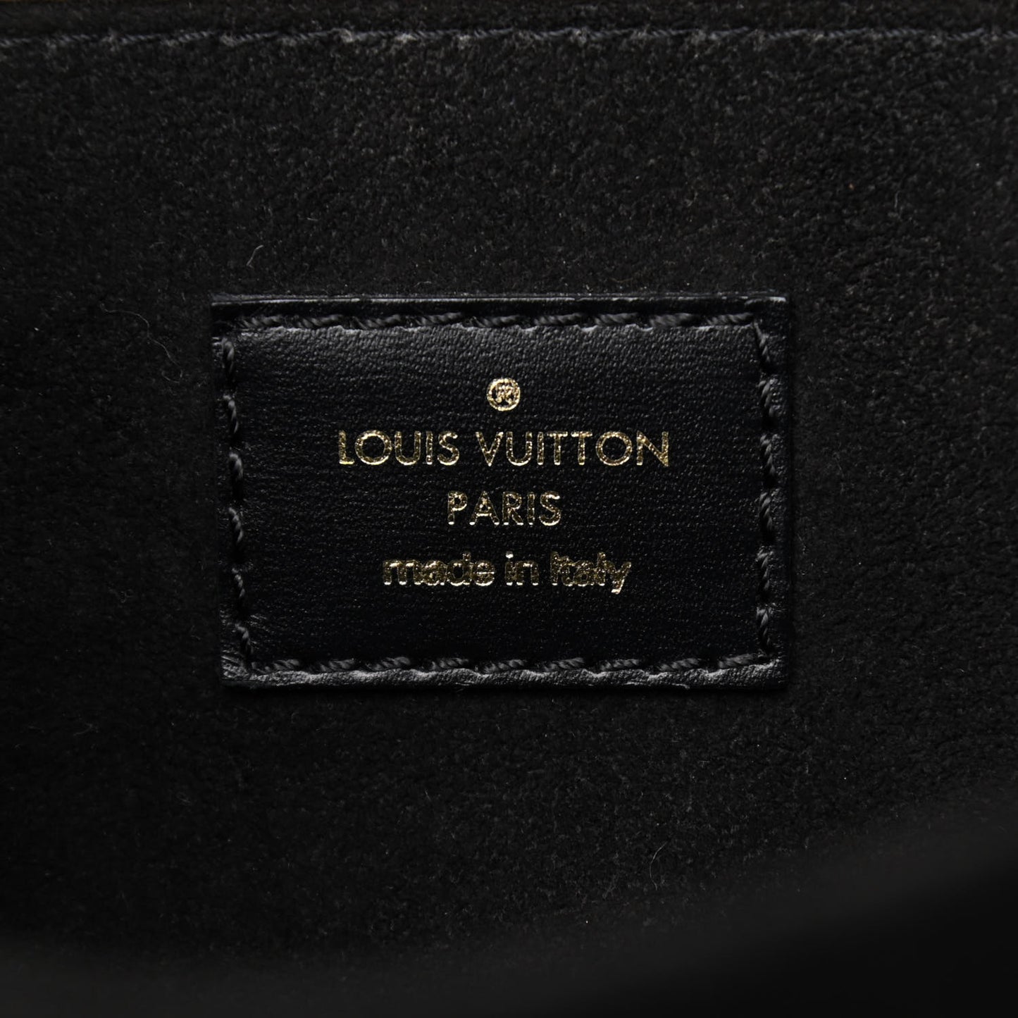 Reverse Monogram Pochette Metis