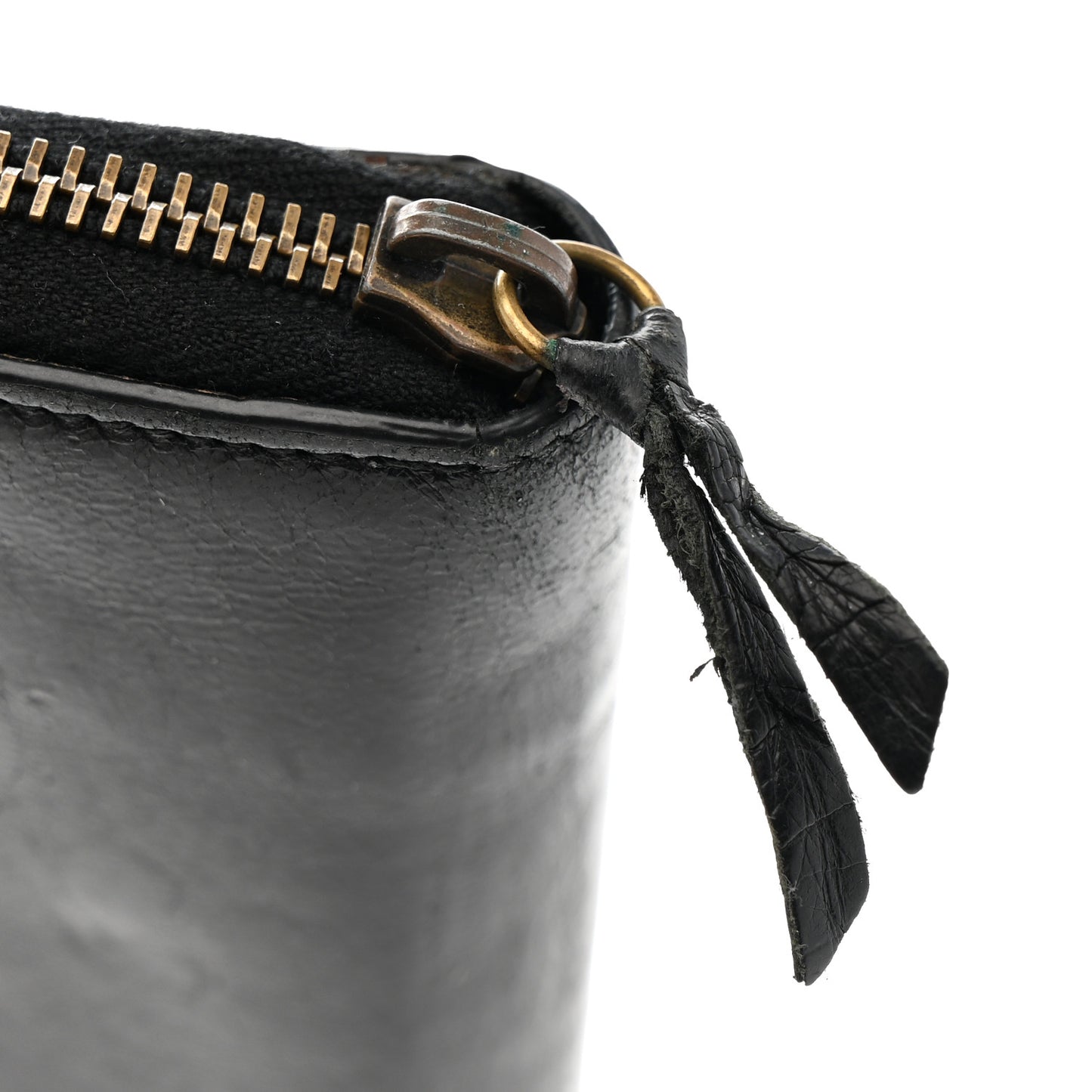 Agneau Classic Gold Hardware Compact Wallet Black
