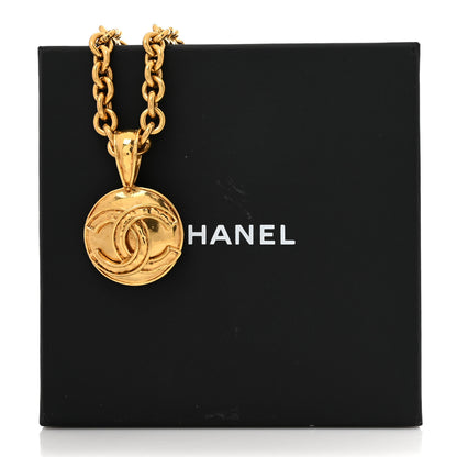 Chanel Metal CC Chain Pendant Necklace Gold 6 of 6