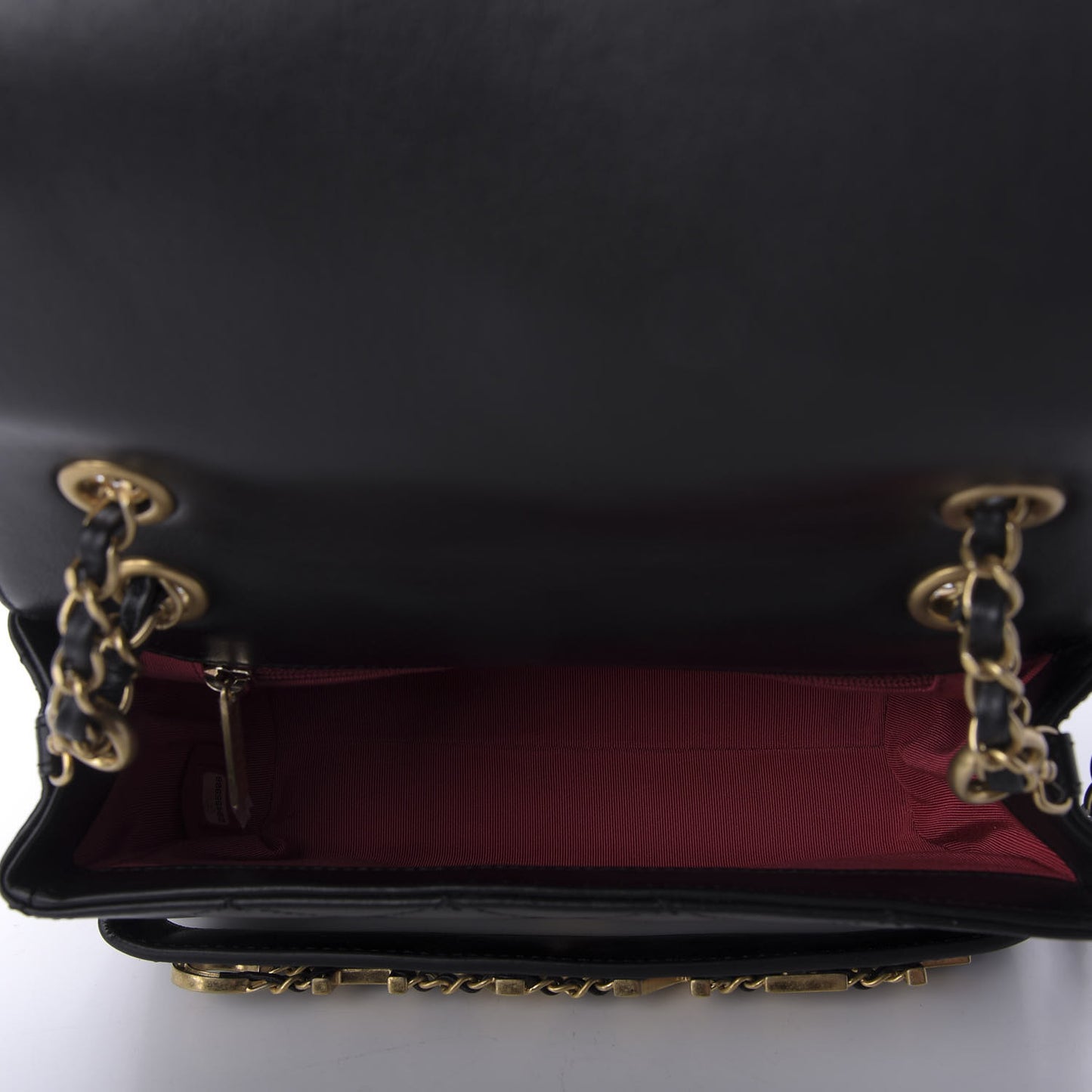 Calfskin Quilted Enchained Flap Black