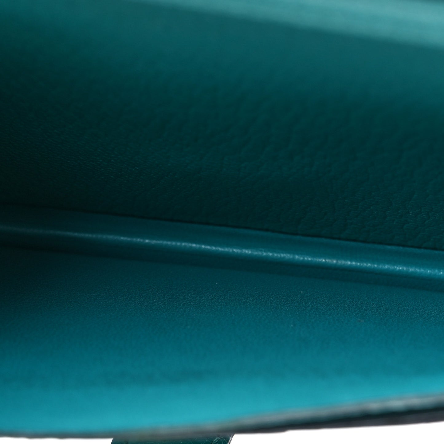 Chevre Mysore Bearn Gusset Wallet  Bleu Paon