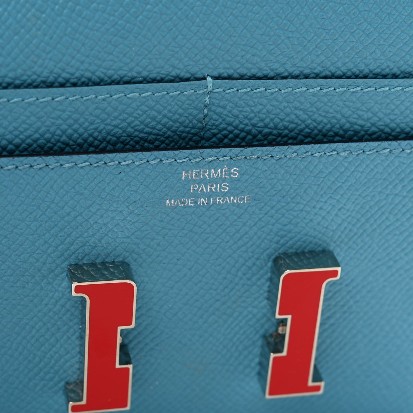 Epsom Enamel Constance Compact Passant Wallet Bleu du Nord Rouge de Coeur