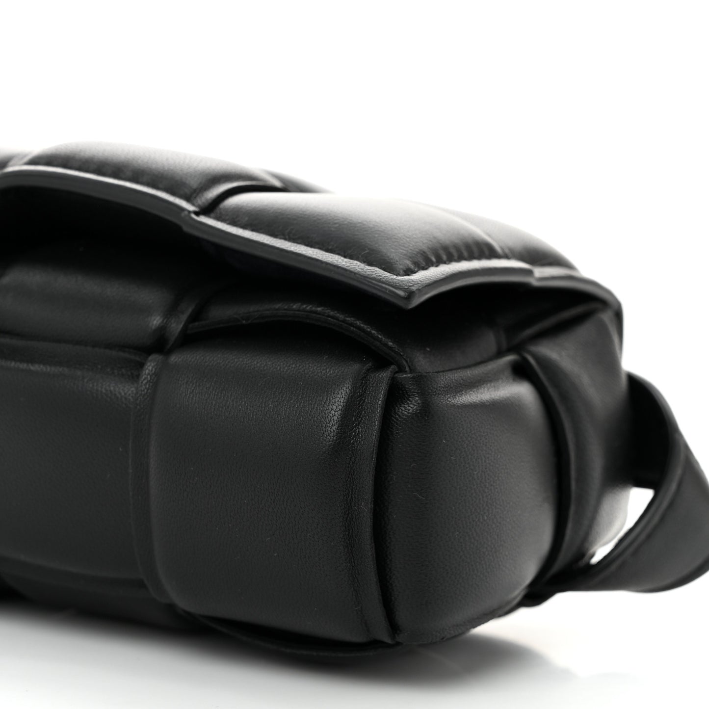 Nappa Maxi Intrecciato Padded The Belt Cassette Bag Black