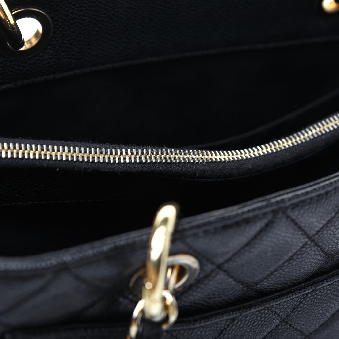 Caviar Quilted Grand Shopping Tote GST Black
