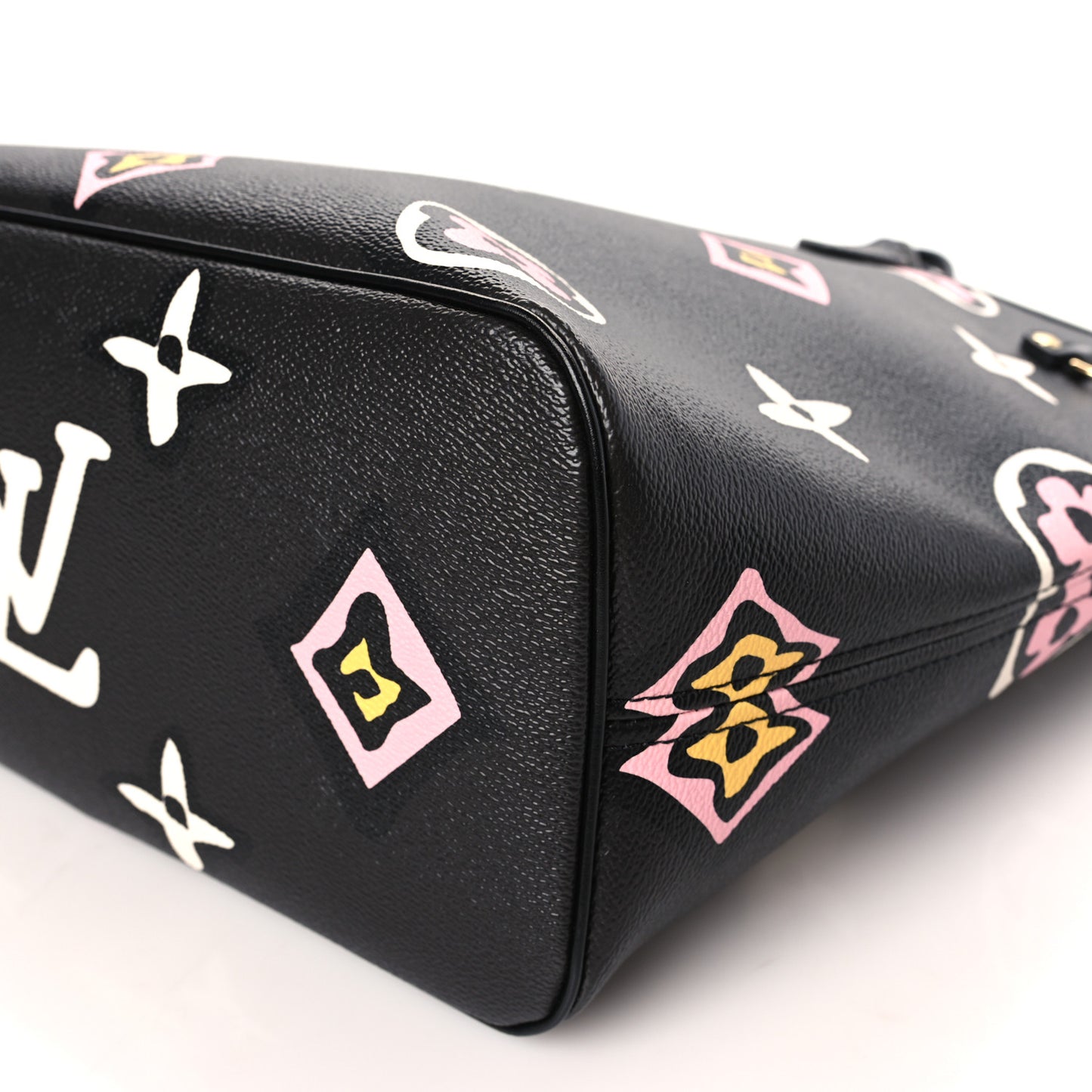 Monogram Giant Wild at Heart Neverfull MM Black