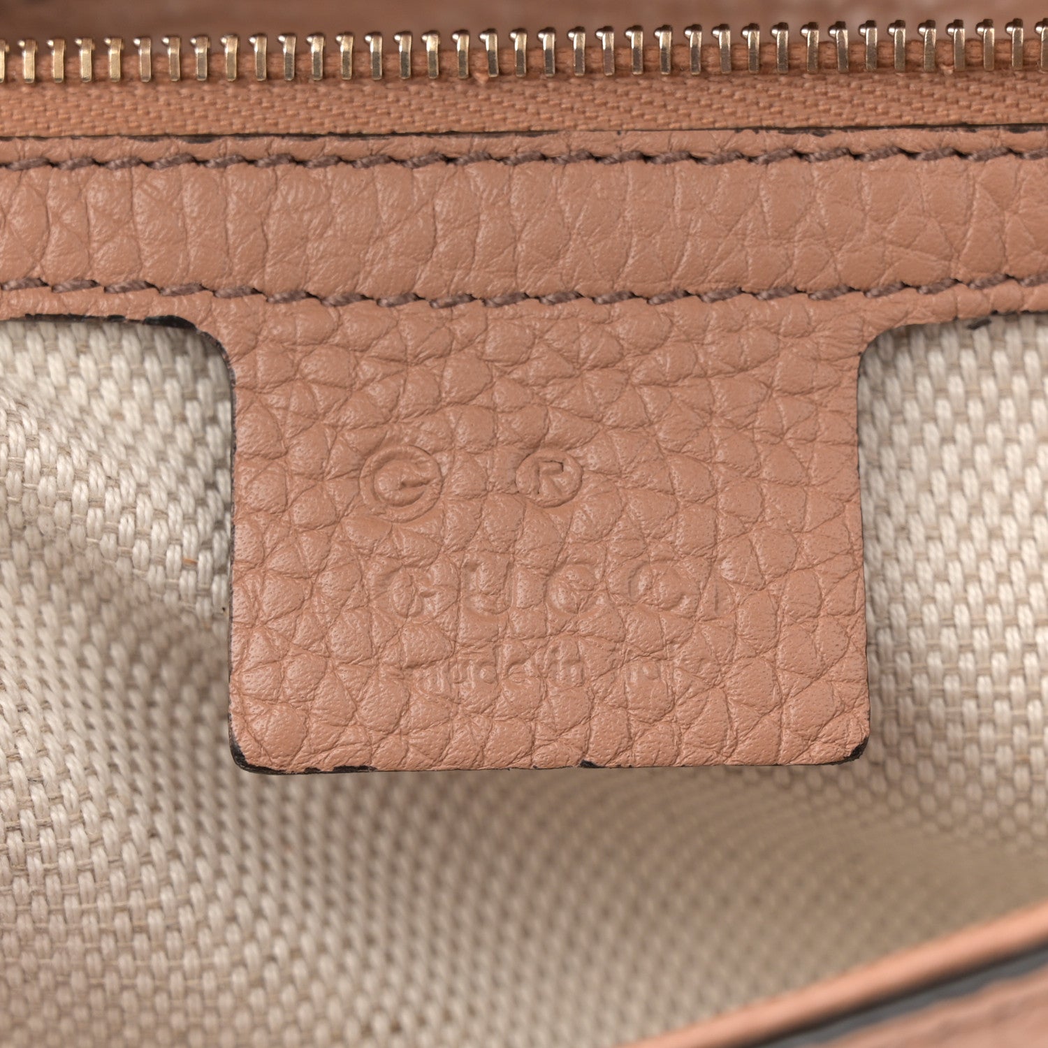 Gucci Pebbled Calfskin Medium Soho Flap Crossbody Camelia 6 of 10