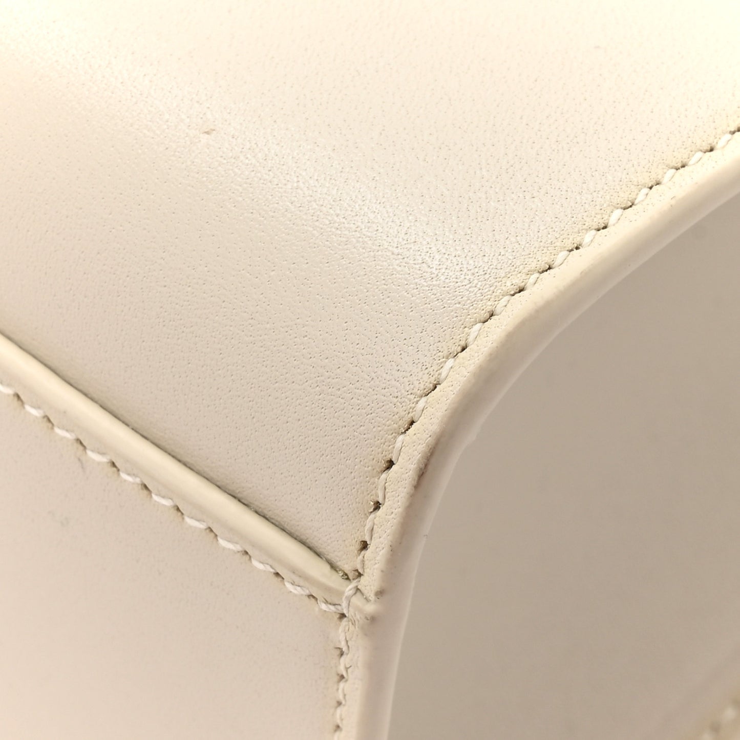 Smooth Calfskin Manhattan Shoulder Bag Crema Soft