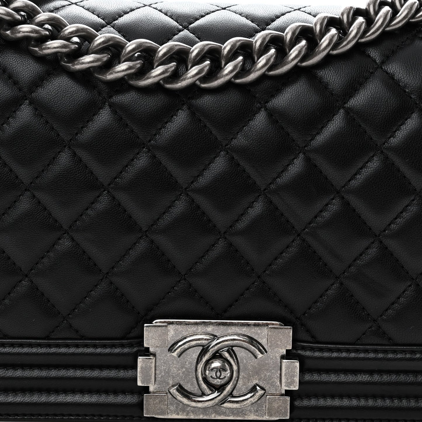 Lambskin Quilted Medium Boy Flap Black