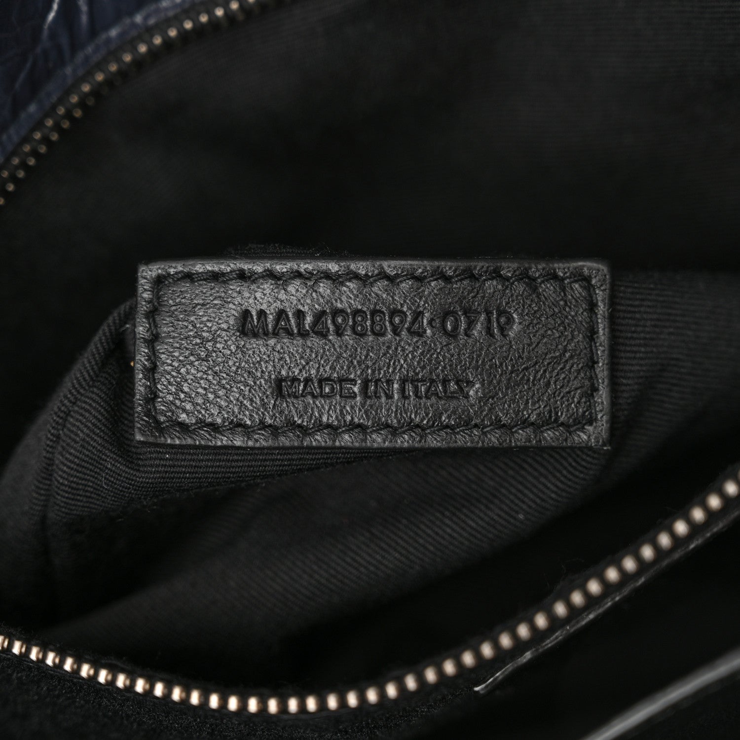 Saint Laurent Crinkled Calfskin Matelasse Monogram Medium Niki Chain Satchel Deep Marine 6 of 11