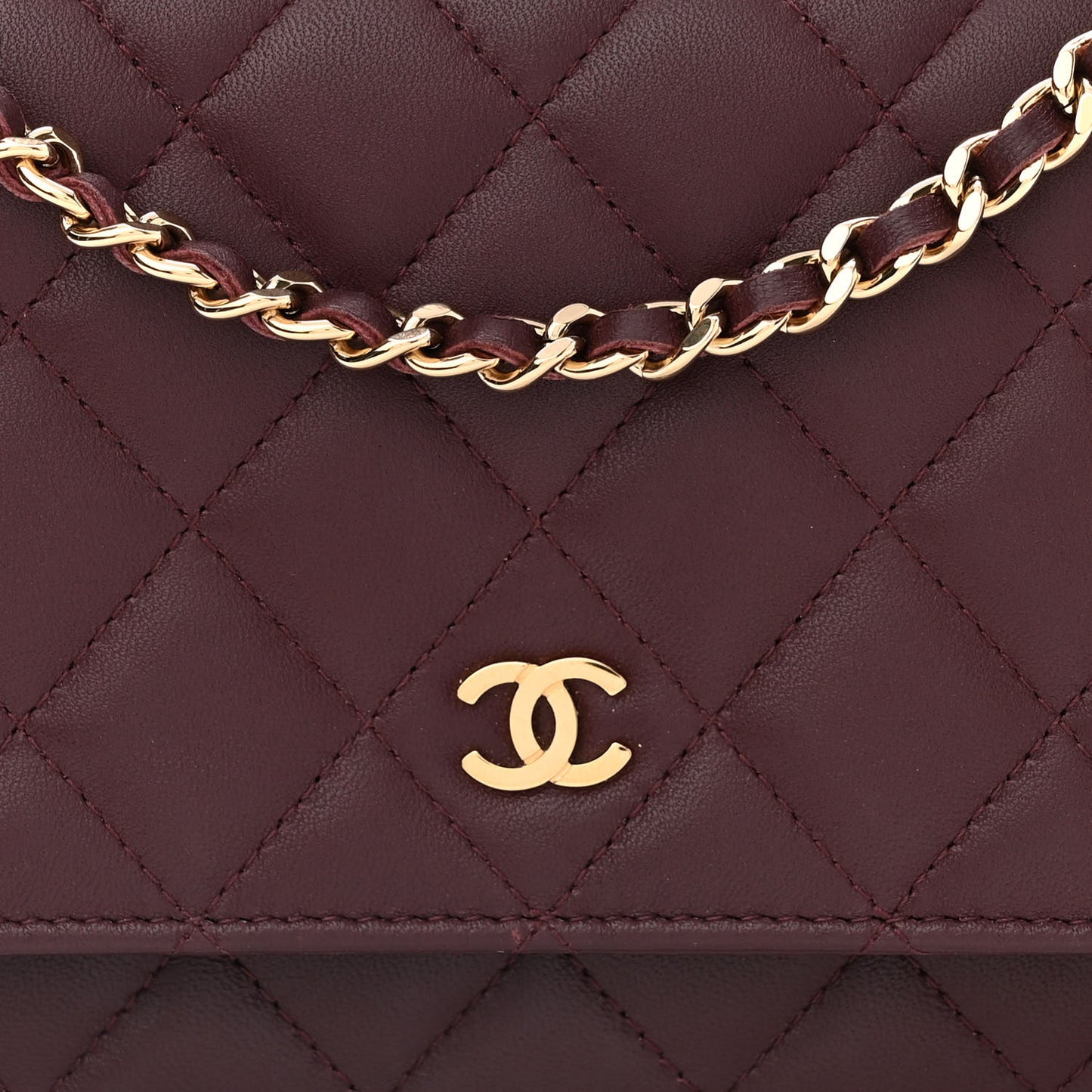 Lambskin Quilted Wallet On Chain WOC Burgundy