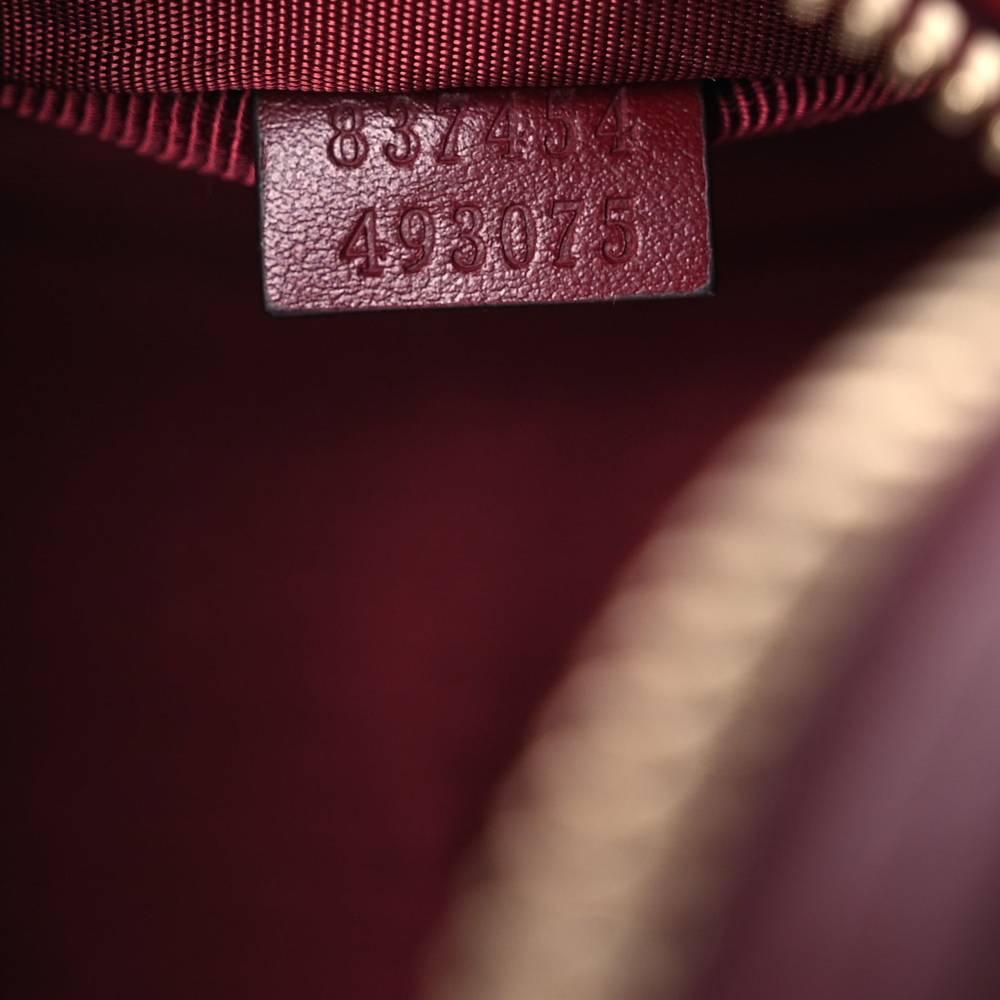 Calfskin Matelasse GG Marmont Vanity Cosmetic Case Burgundy