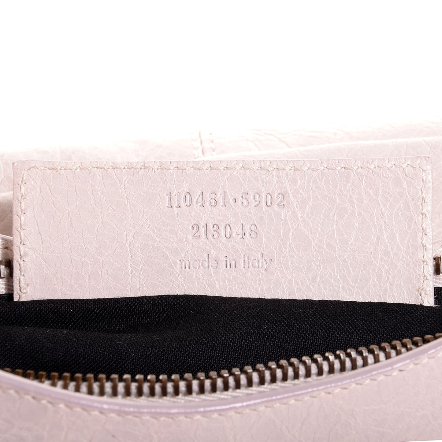 Agneau Classic Hardware Porte Toilette Makeup Clutch Nacre