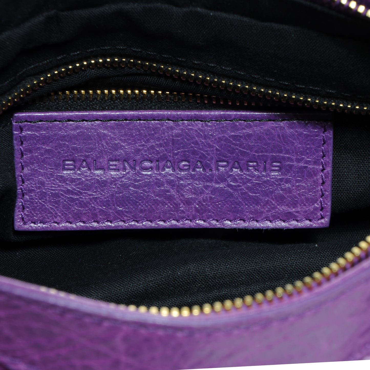 Agneau Giant 12 Gold Hardware Hip Ultraviolet