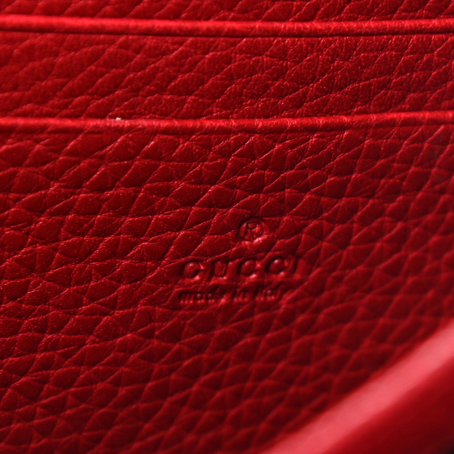 Calfskin GG Marmont Chain Wallet Vulcanic Red