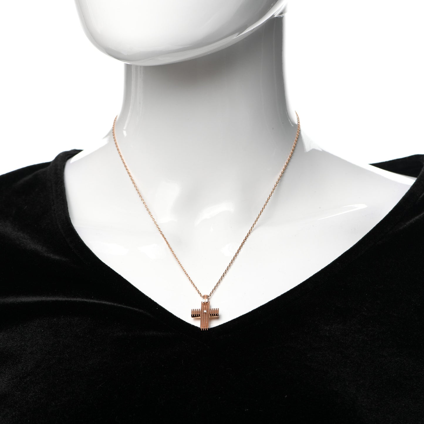 18K Rose Gold Diamond Metropolitan Cross Pendant Necklace